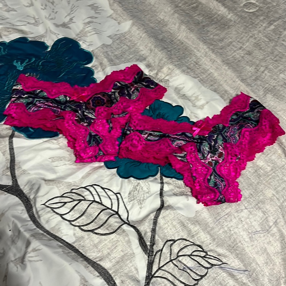 3 for $25 Victoria’s Secret cheeky